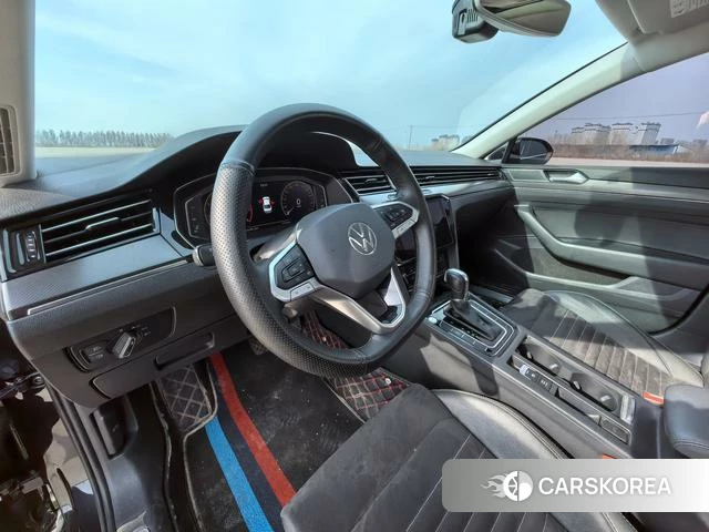 Volkswagen Magotan 2022 Черный из Китая, фото 2