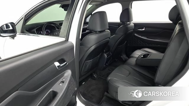 Hyundai The New Santa Fe 2023 Белый из Кореи, фото 2