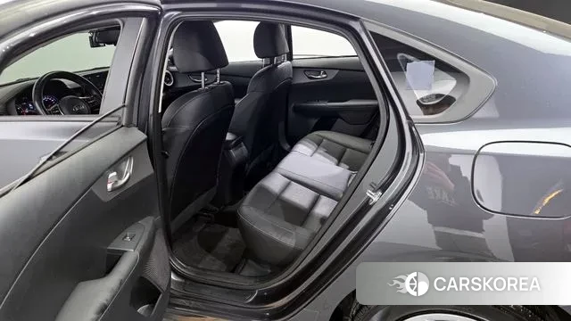 Kia Come New K3 2021 Серый из Кореи, фото 2