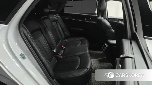 Kia The New K5 3rd generation 2024 Белый из Кореи, фото 2
