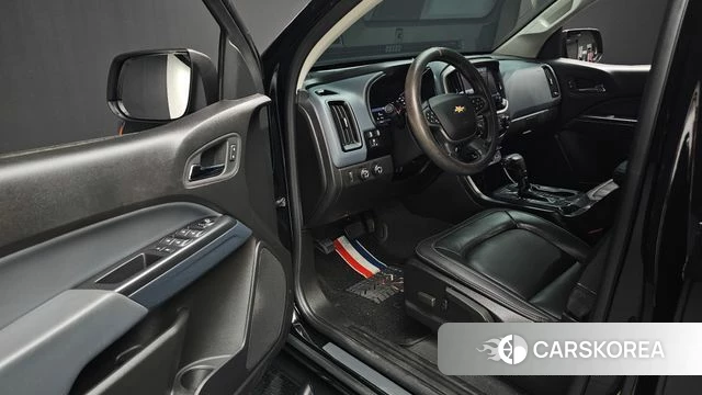 Chevrolet (GM Daewoo) Real New Colorado 2021 Черный из Кореи, фото 2