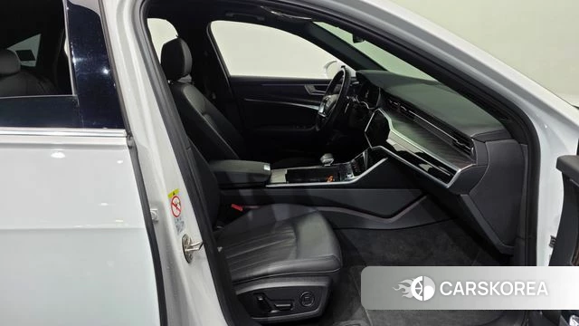 Audi A6 (C8) 2022 Белый из Кореи, фото 2