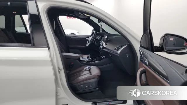 BMW X3 (G01) 2023 Белый из Кореи, фото 2