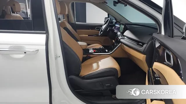 Kia Carnival 4th generation 2023 Белый из Кореи, фото 2