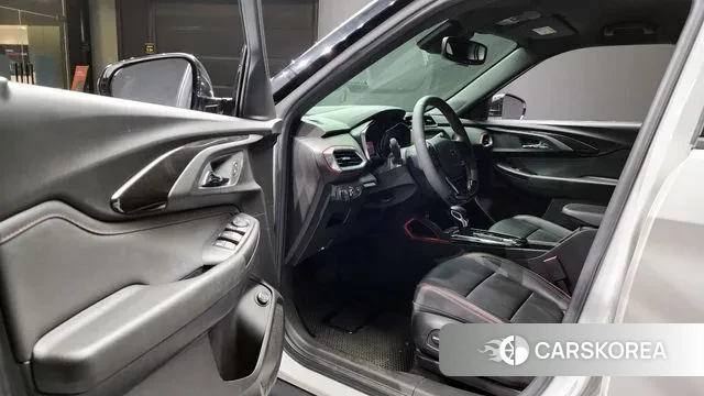 Chevrolet (GM Daewoo) Trailblazer 2021 Белый из Кореи, фото 2