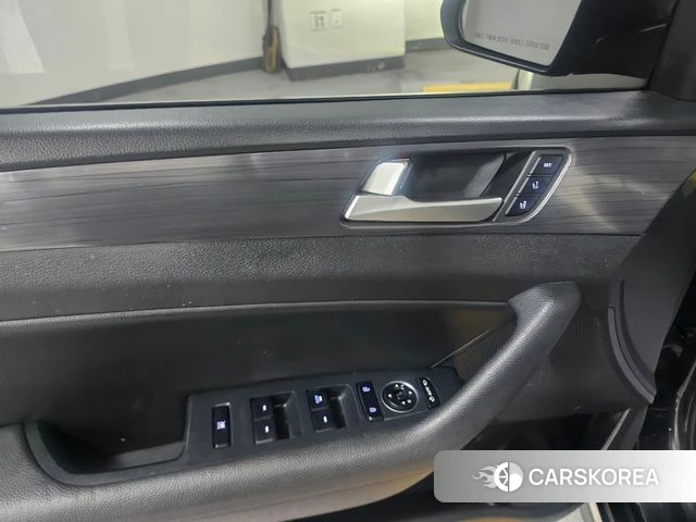 Hyundai Sonata New Rise Hybrid 2018 Серый из Кореи, фото 2