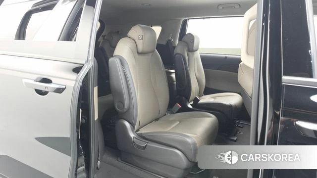 Kia The New Carnival 4th Generation 2024 Черный из Кореи, фото 2
