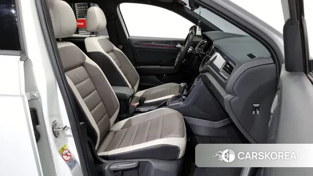 Volkswagen T-Roc 2021 Белый из Кореи, фото 2