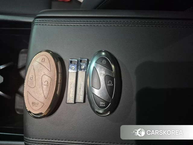 Hyundai Santa Fe (MX5) 2023 Белый из Кореи, фото 2