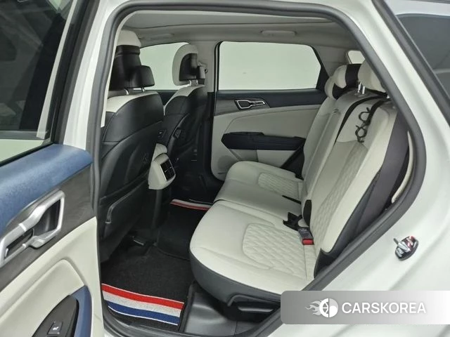 Kia Sportage 5th Generation 2024 Белый из Кореи, фото 2