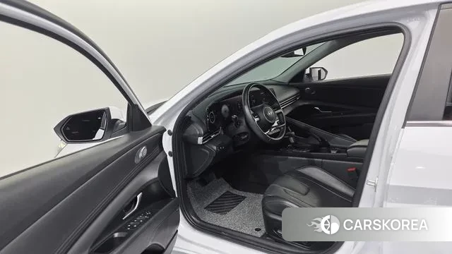 Hyundai Avante (CN7) 2021 Белый из Кореи, фото 2