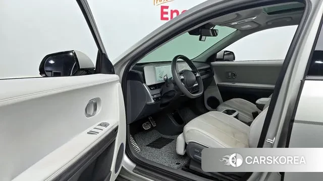 Hyundai Ionic 5 2021 Серебристо-серый из Кореи, фото 2