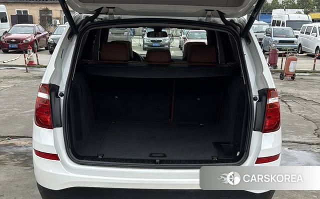 BMW X3 (import) 2018 Белый из Китая, фото 2