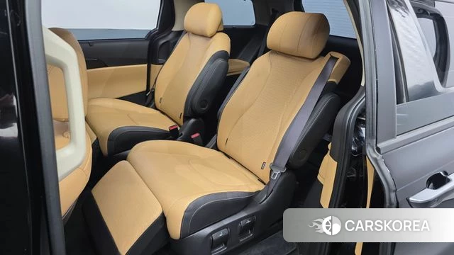 Kia Carnival 4th generation 2023 Черный из Кореи, фото 2