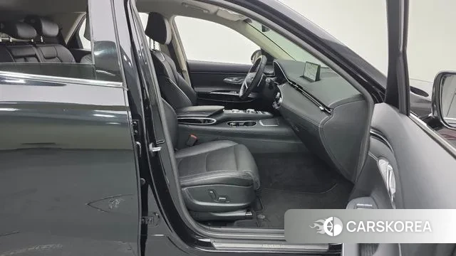 Genesis GV70 2022 Черный из Кореи, фото 2