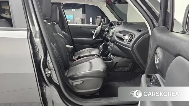 Jeep Renegade 2021 Серый из Кореи, фото 2