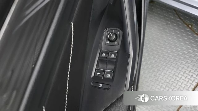 Volkswagen 7th Generation of Jetta 2022 Серый из Кореи, фото 2