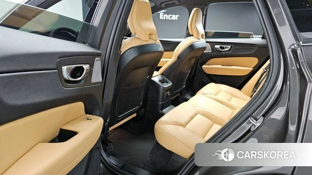 Volvo XC60 second Generation 2024 Серый из Кореи, фото 2