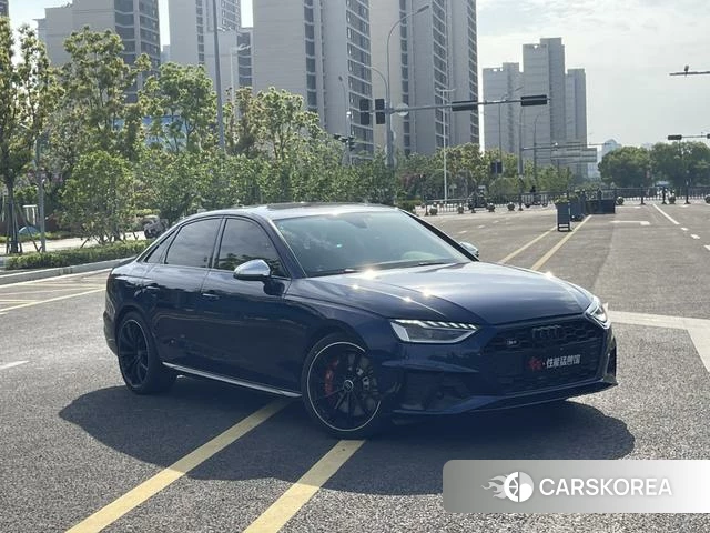 Audi S4 2021 Синий из Китая, фото 2