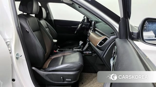 Kia Seltos 2022 Белый из Кореи, фото 2