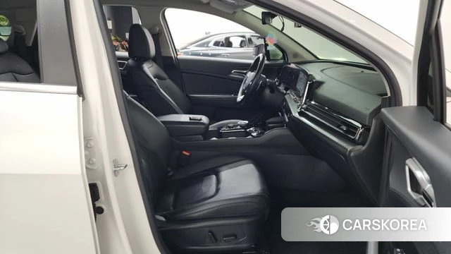 Kia Sportage 5th Generation 2022 Белый из Кореи, фото 2