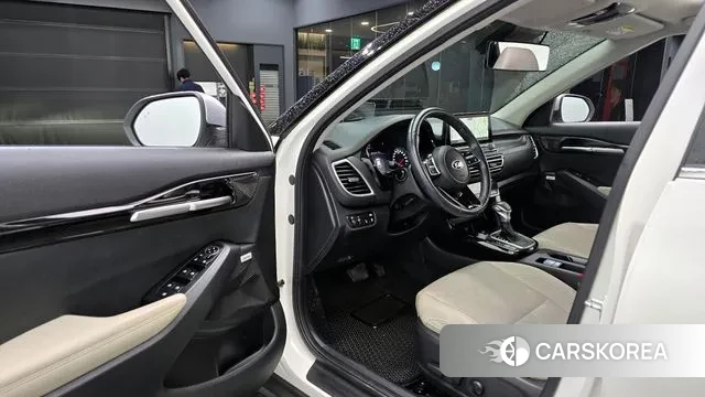 Kia Seltos 2021 Белый из Кореи, фото 2