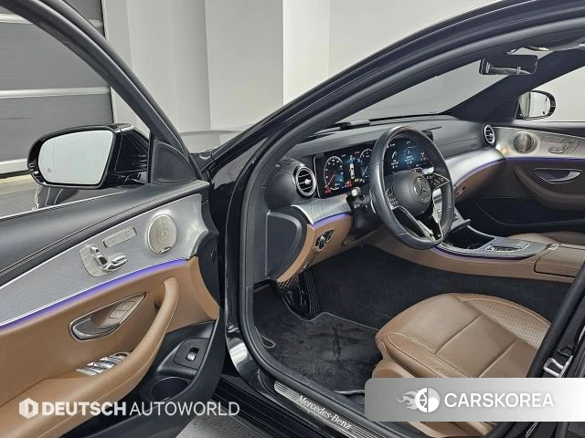 Mercedes-Benz E-Class W213 2021 Черный из Кореи, фото 2