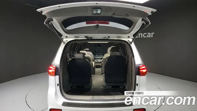 Kia The New Carnival 2019 Белый из Кореи, фото 2