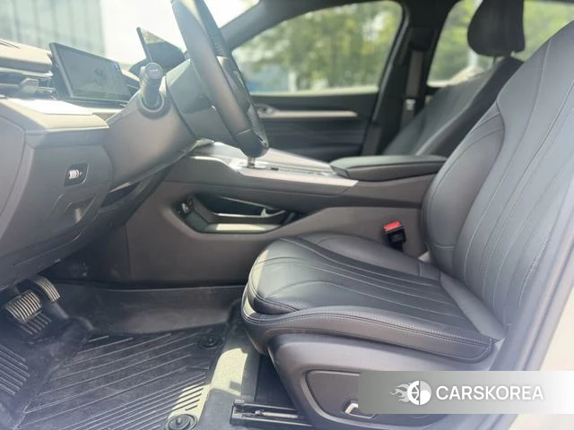 Geely Automobile Xingrui 2025 Белый из Китая, фото 2