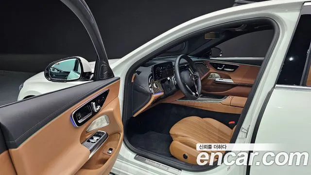 Mercedes-Benz E-Class W214 2024 Белый из Кореи, фото 2