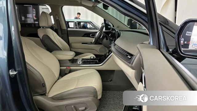 Kia Carnival 4th generation 2021 Серый из Кореи, фото 2