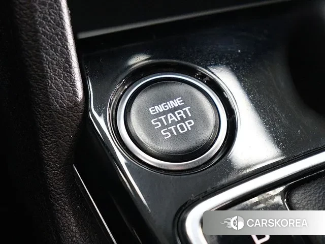 Kia Sportage 5th Generation 2022 Белый из Кореи, фото 2