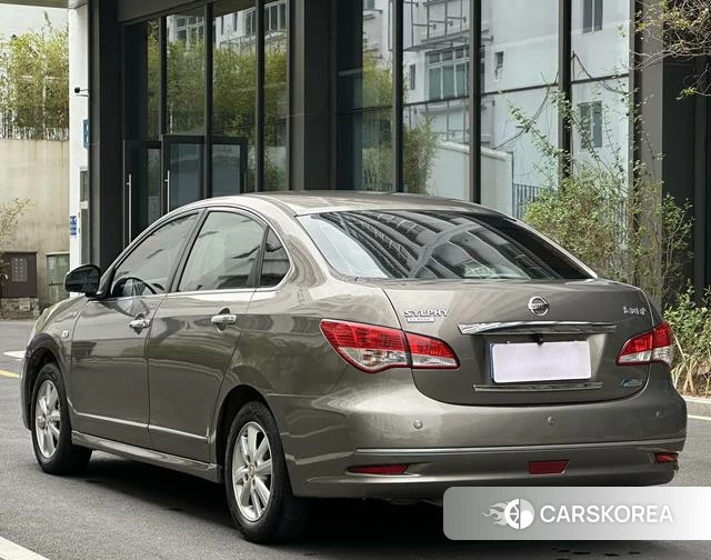 Nissan Xuan Yi 2019 Коричневый из Китая, фото 2
