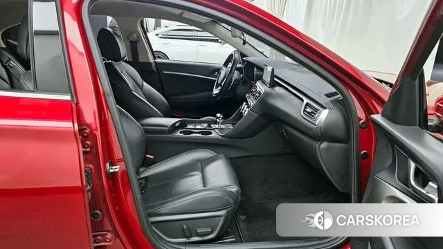 Genesis The New G70 2022 Красный из Кореи, фото 2