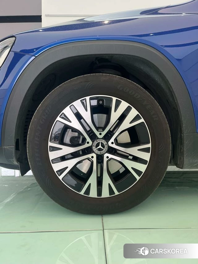 Mercedes-Benz GLB 2025 Синий из Китая, фото 2