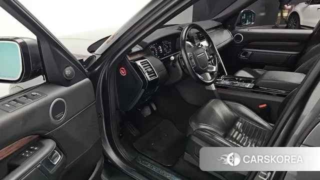 Land Rover Discovery 5 2018 Серый из Кореи, фото 2