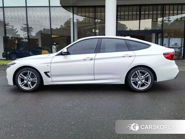 BMW 3 series GT 2021 Белый из Китая, фото 2