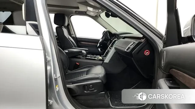 Land Rover Discovery 5 2019 Серебряный из Кореи, фото 2