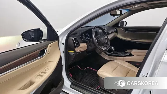 Hyundai Grandeur IG 2018 Белый из Кореи, фото 2