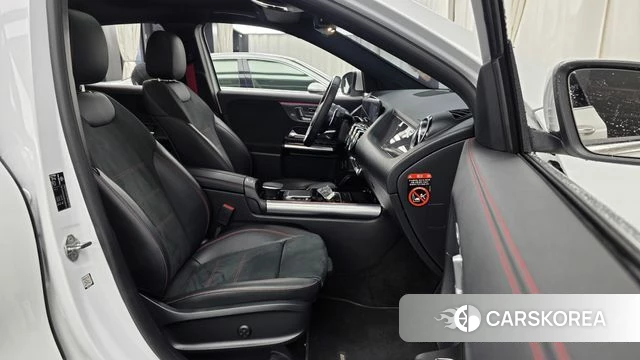 Mercedes-Benz GLA - Class H247 2022 Белый из Кореи, фото 2