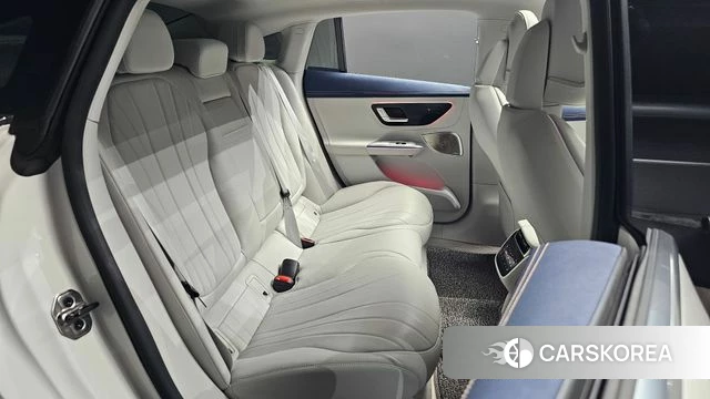 Mercedes-Benz EQE V295 2023 Белый из Кореи, фото 2
