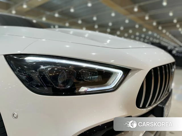 Mercedes-Benz AMG GT 2023 Белый из Кореи, фото 2
