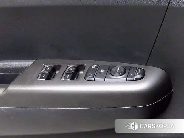 Kia Sportage The Bold 2021 Серый из Кореи, фото 2