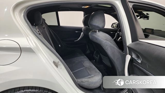 BMW 1 Series (F20) 2018 Белый из Кореи, фото 2