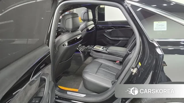 Audi A8 (D5) 2021 Черный из Кореи, фото 2