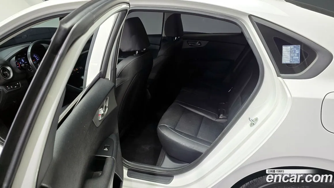 Kia Come New K3 2020 Белый из Кореи, фото 2