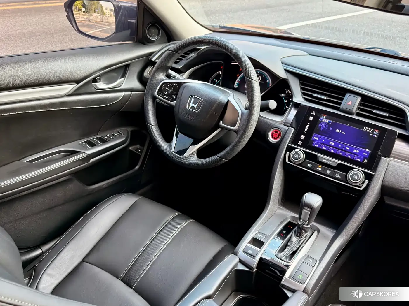 Honda Civic 2021 Silver/gray из Китая, фото 2