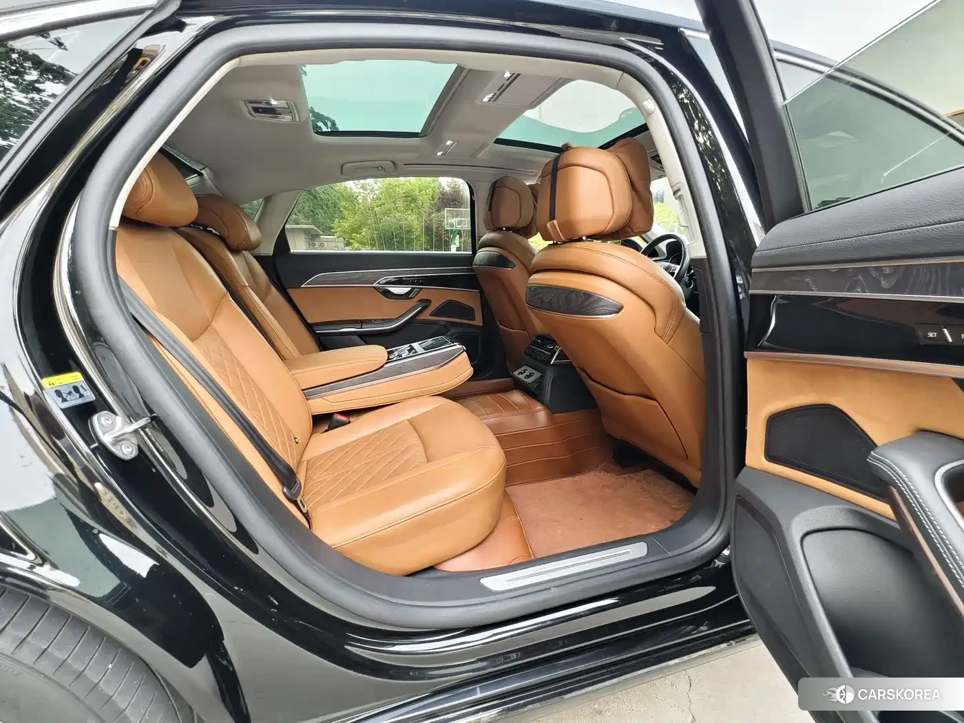 Audi A8 2025 Черный из Китая, фото 2