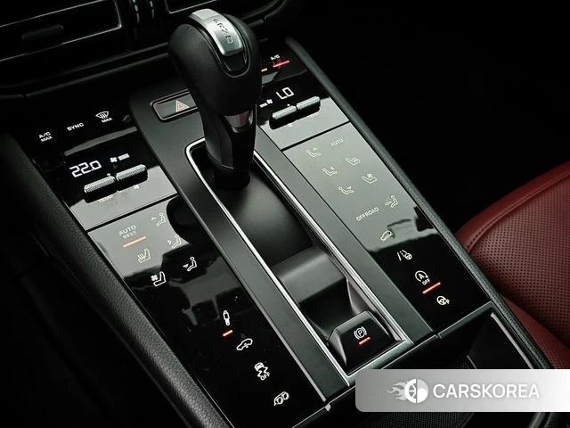 Porsche Macan 2022 Черный из Кореи, фото 2