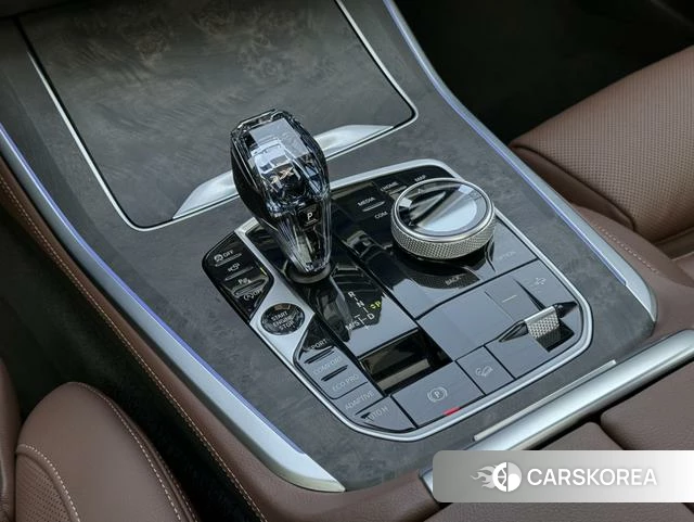 BMW X5 (imported) 2021 Темно-серый из Китая, фото 2
